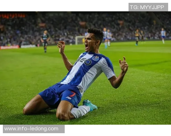 路易斯迪亚斯首发单曲讲述从贫困到足球巨星的奋斗历程 路易斯迪亚斯首发单曲讲述从贫困到足球巨星的奋斗历程