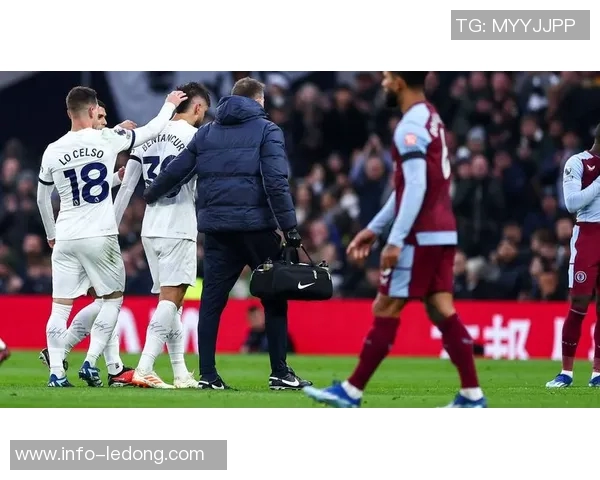 英超年度回顾盖耶掌掴基恩瞬间裁判组语音曝光 英超年度回顾盖耶掌掴基恩瞬间裁判组语音曝光