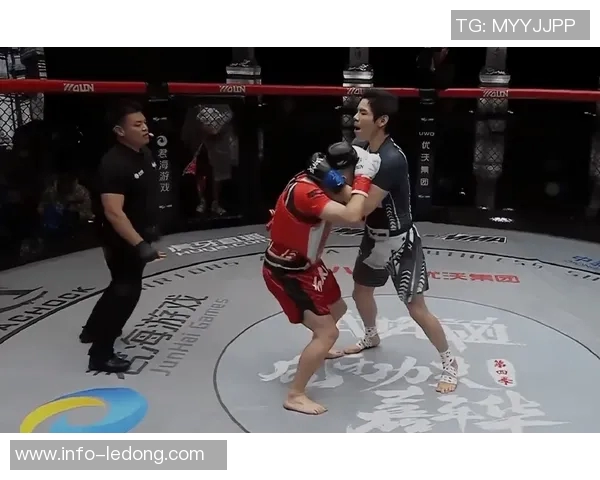 狄龙在休斯敦赛后激情约战期待12月的激烈对决 狄龙在休斯敦赛后激情约战期待12月的激烈对决